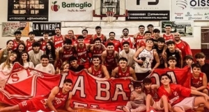 El Rojo de la Avenida celebró en el Teate D&#039;Andrea.