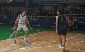 Matías Nieto frente a Felipe Sánchez.