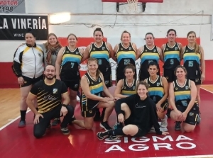 Muni Pilar, Las Diablas y Timón largaron al frente